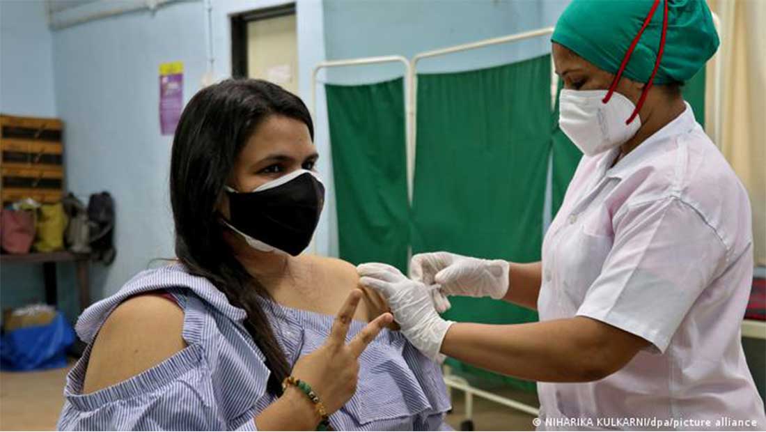 Ινδία: Ξαναρχίζουν οι εξαγωγές εμβολίων Covid-19