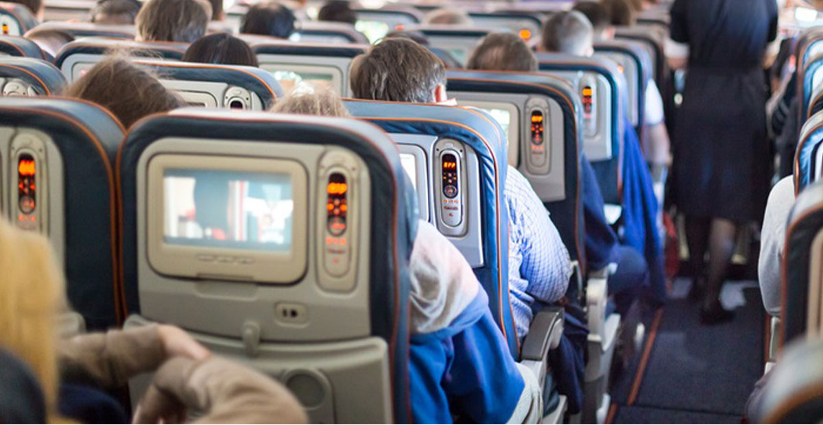 Κατάργηση της υποχρεωτικής χρήσης μάσκας στα αεροπορικά ταξίδια